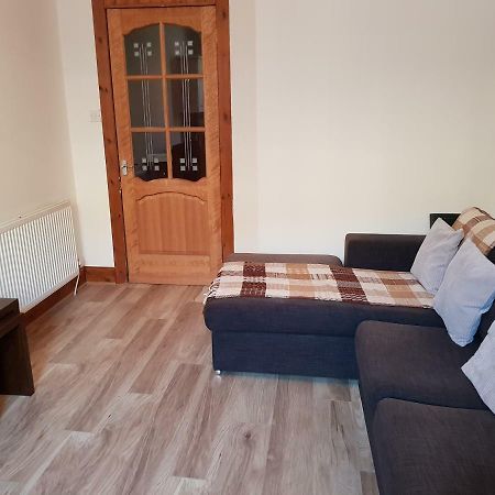 Rozina Apartment Пейсли Экстерьер фото
